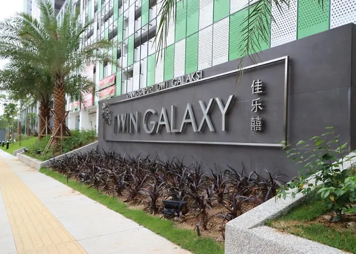 Balcony Studio With Wifi Smart Tv @ Twin Galaxy Near Ksl/Ciq